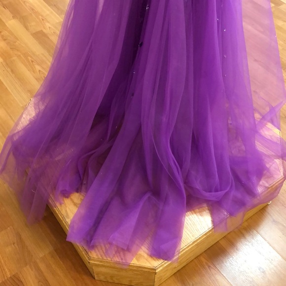 ⭐️SOLD⭐️ Purple prom dress with rhinestones, sequins - Picture 6 of 8